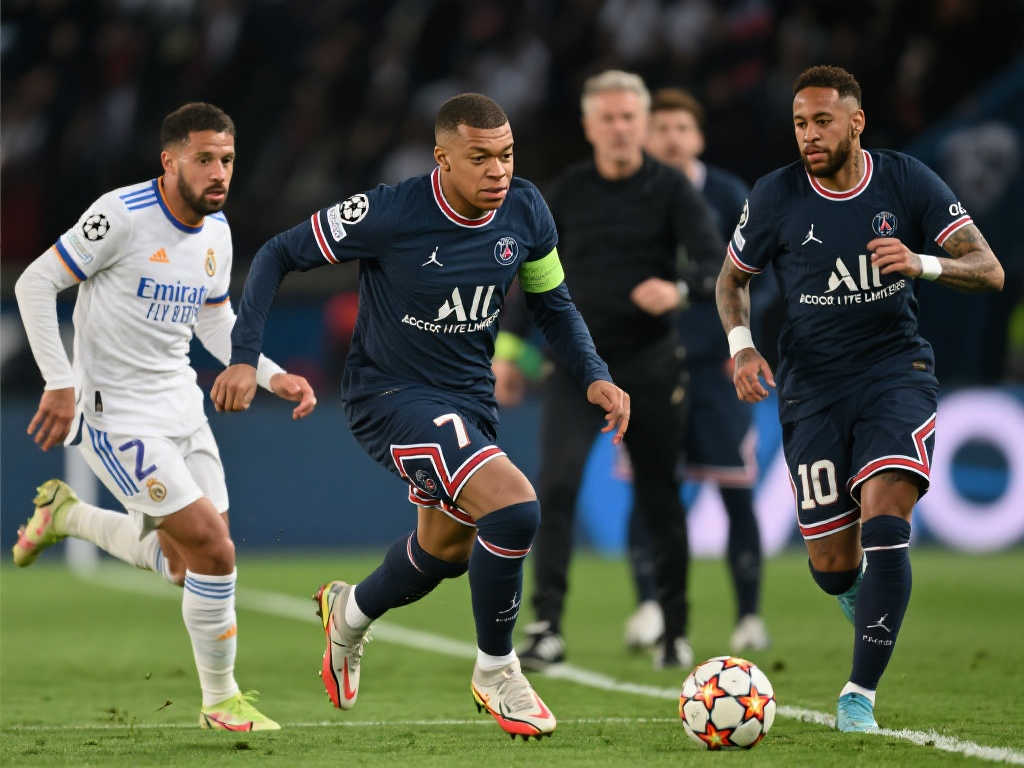 辽宁男篮的 辽宁男篮的